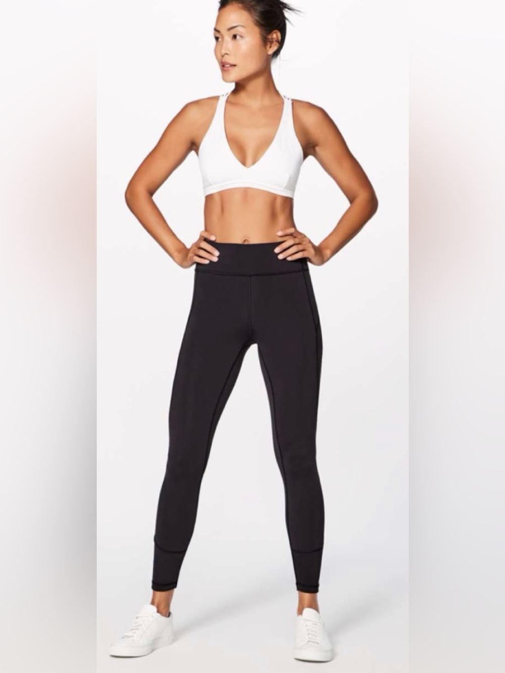 Lululemon In Movement 7/8 Tight *Everlux
Black LEGGINGS Size 4